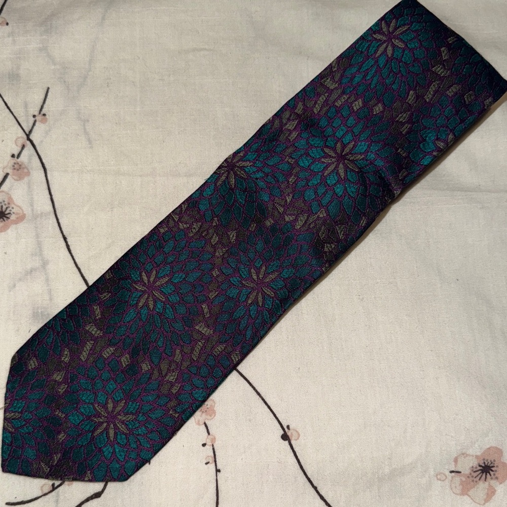 Basile men silk tie